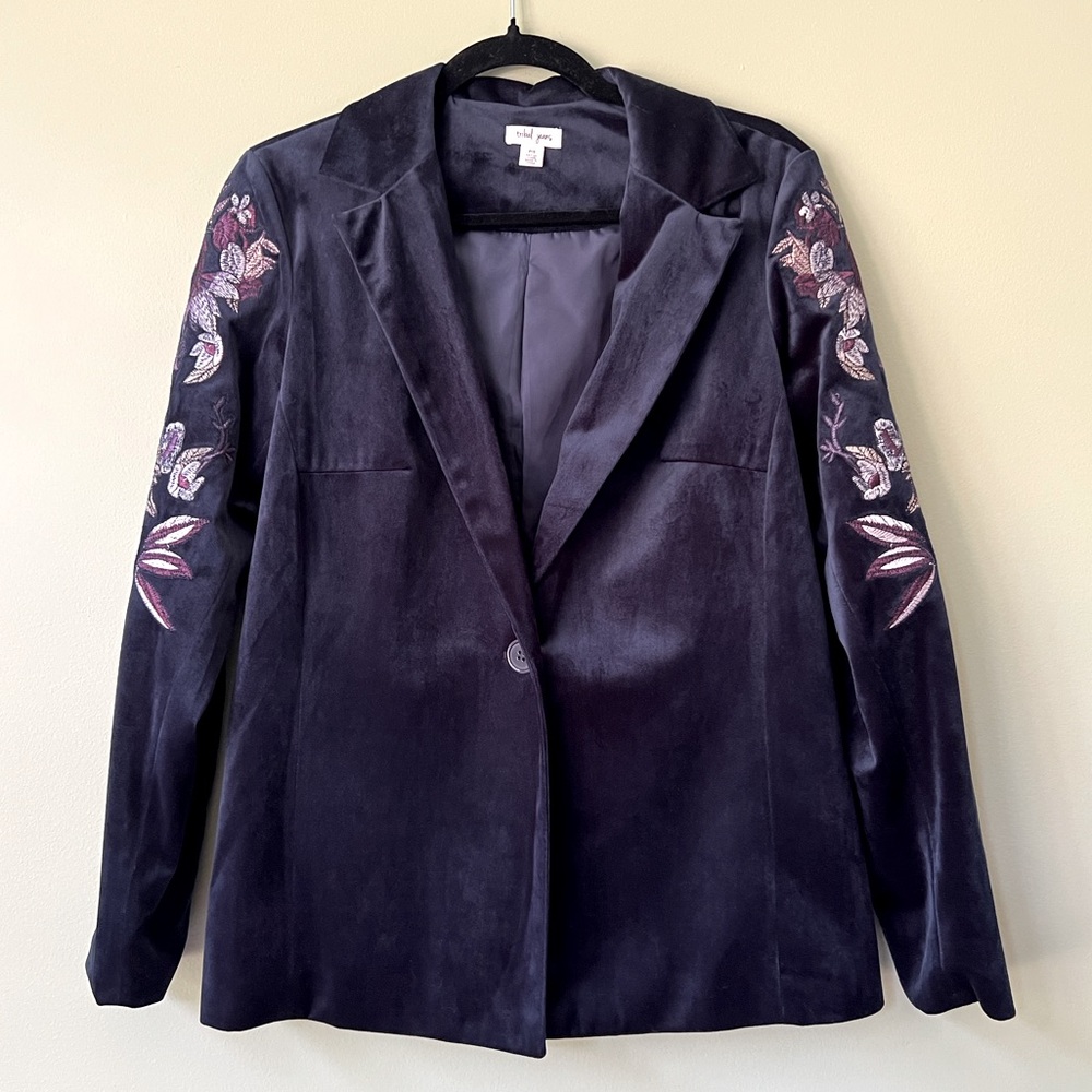 Tribal Jeans NWOT Velvet Embroidery Single Breasted Blazer